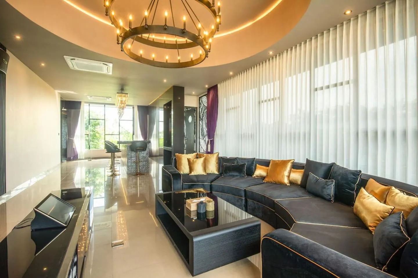 Exquisite 5Br Villa Premier Luxury In Seminyak