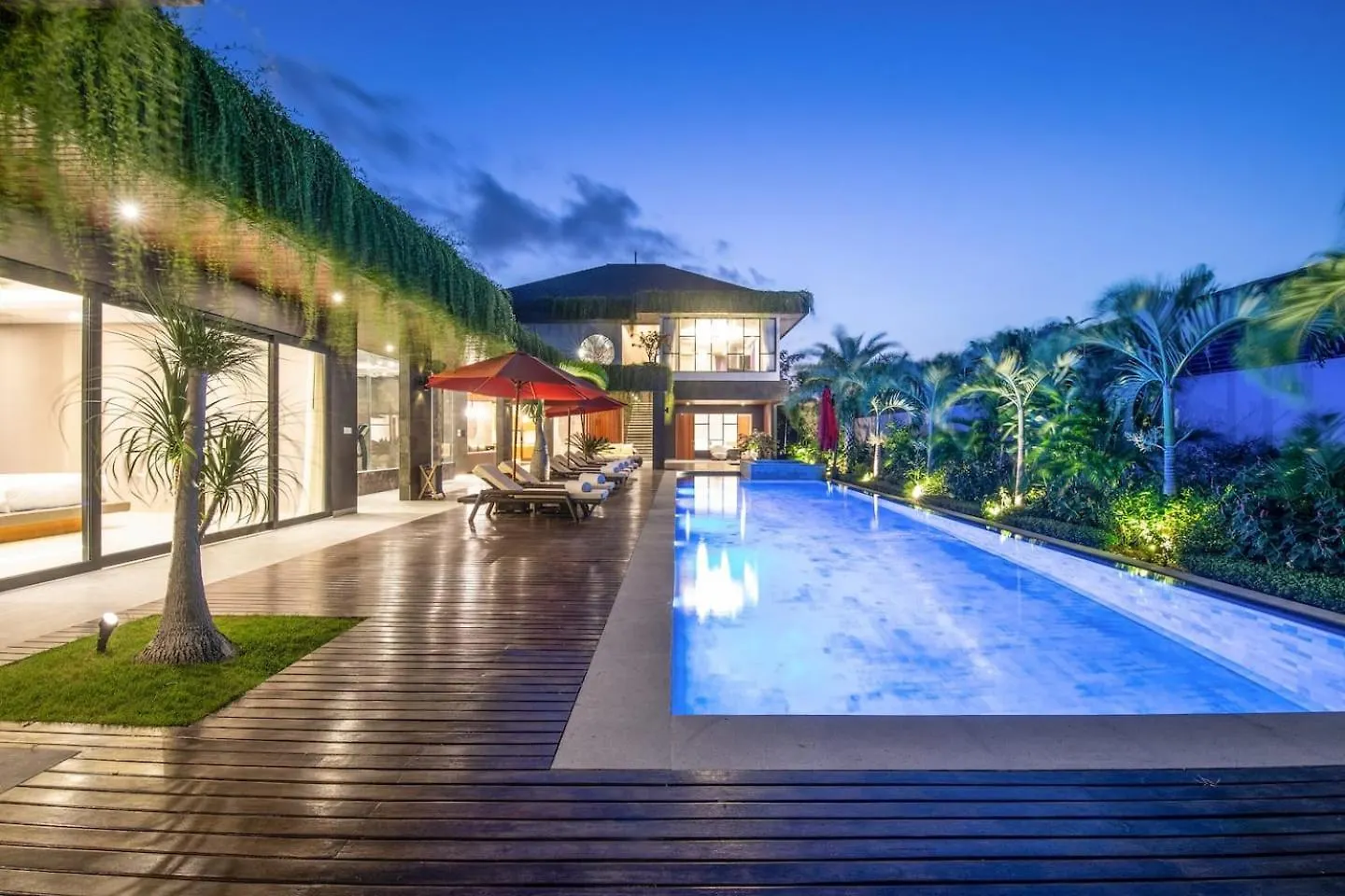 Exquisite 5Br Villa Premier Luxury In Seminyak Ινδονησία
