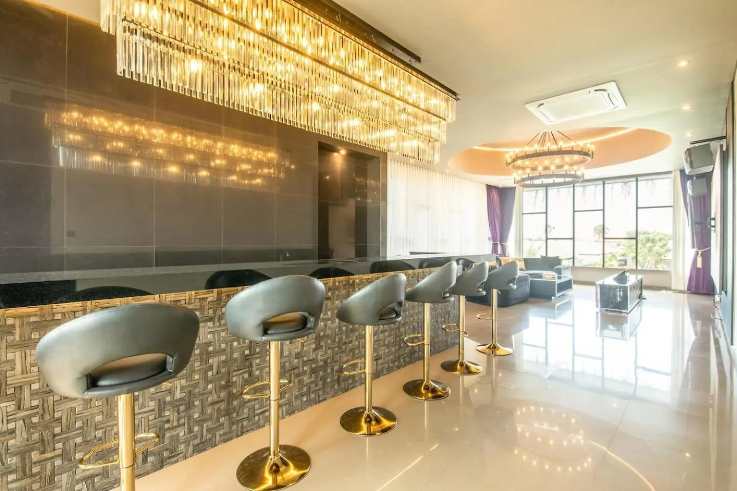 Exquisite 5Br Villa Premier Luxury In Seminyak