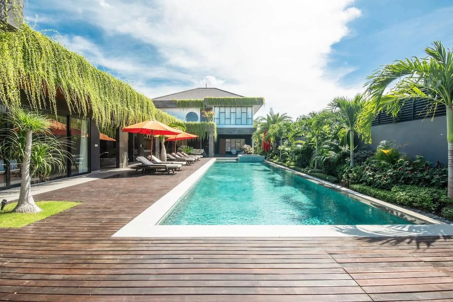 Exquisite 5Br Villa Premier Luxury In Seminyak Indonésie