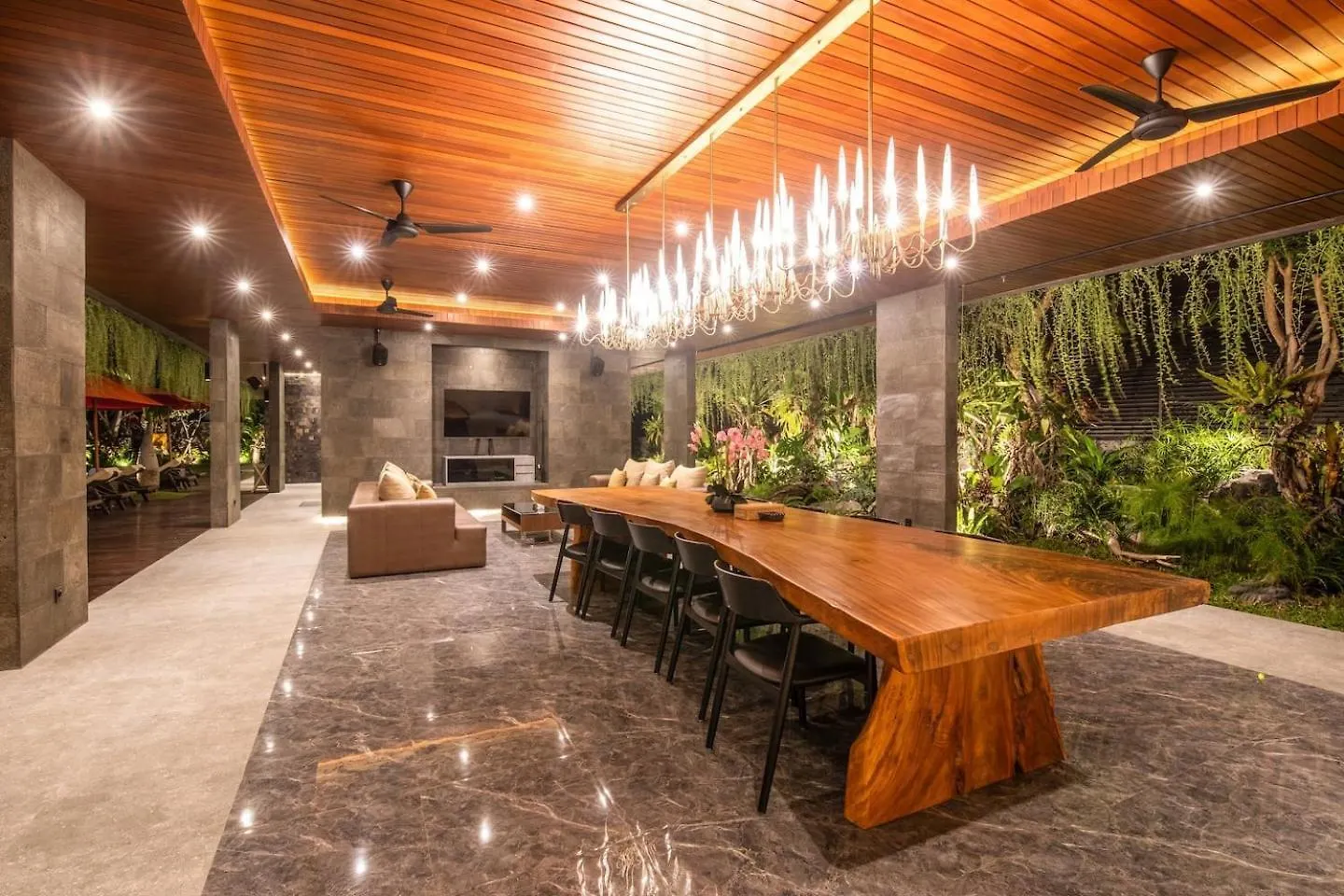 Exquisite 5Br Villa Premier Luxury In Seminyak
