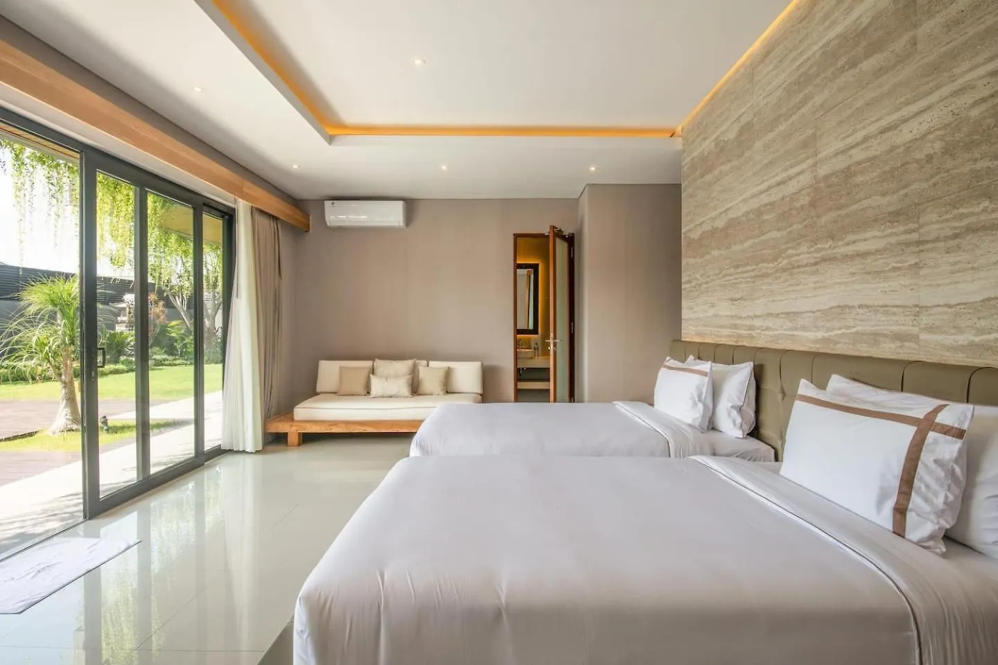 Exquisite 5Br Villa Premier Luxury In Seminyak 0*,