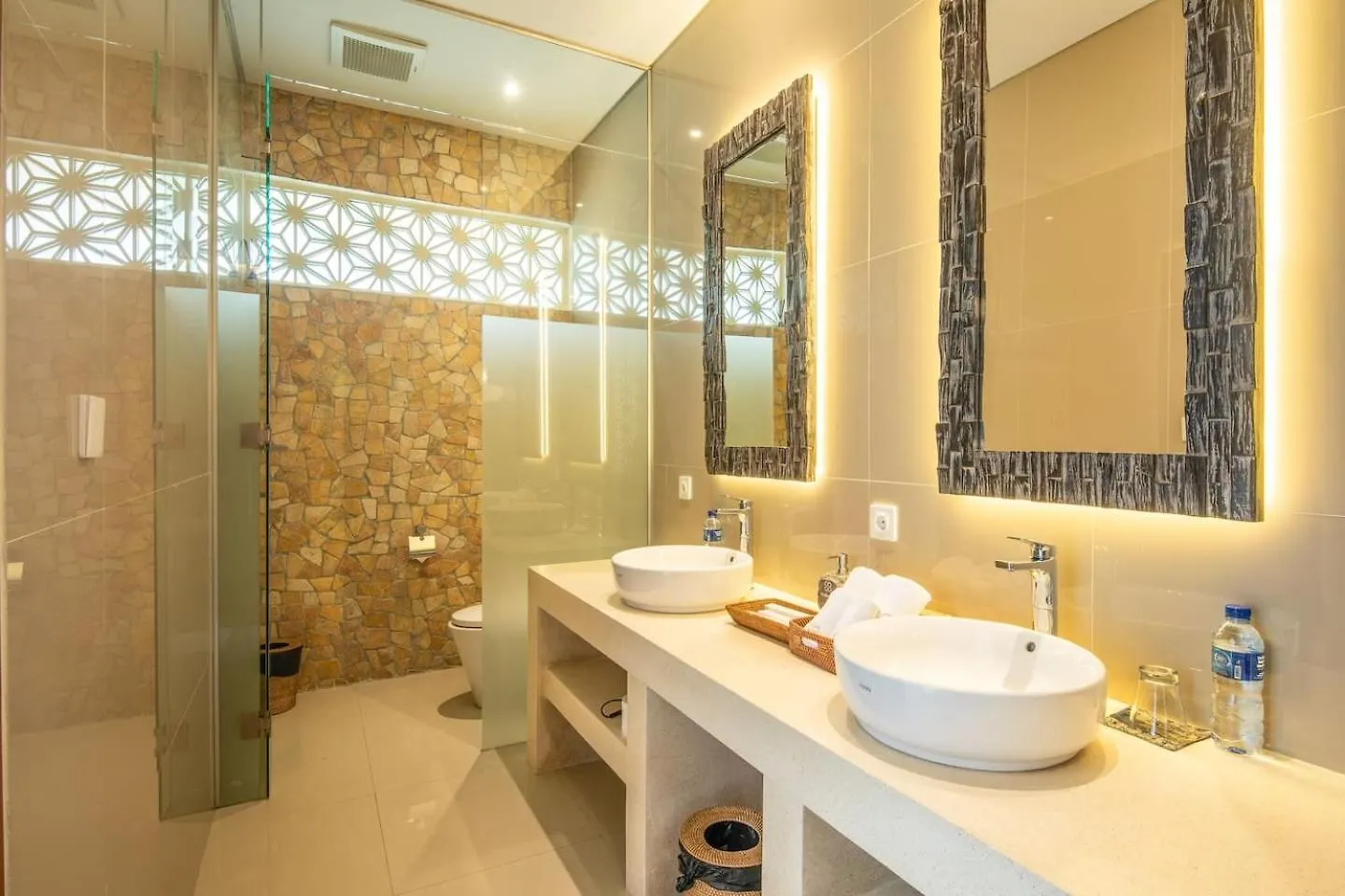 Exquisite 5Br Villa Premier Luxury In Seminyak Indonésie